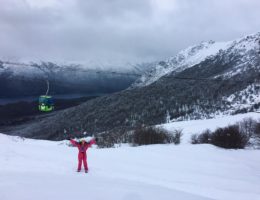 Compartilho aqui o meu roteiro de 4 dias em Bariloche. Fui no dia 20 de Junho, ou seja, baixa temporada ainda, mas começo de Inverno e muita neve!